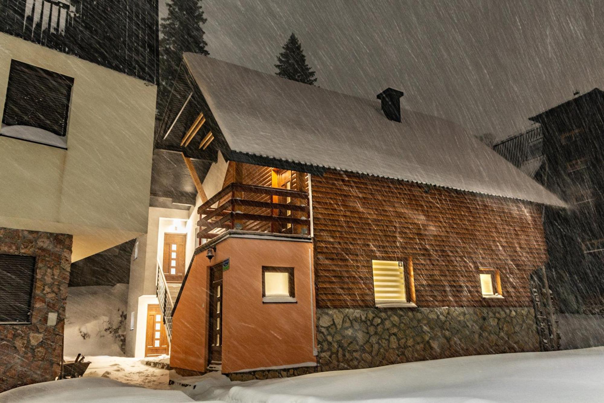 Villa "Strahinja Lux" Яхорина Экстерьер фото